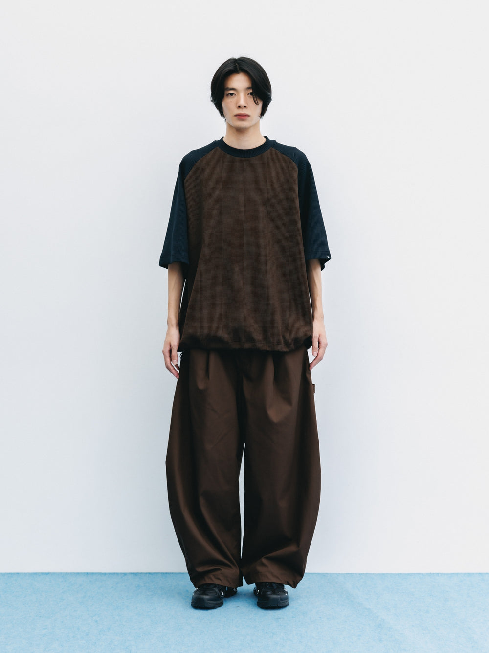 CLESSTE / City Light Thermal Raglan S/S T-Shirt With Drawstrings (Brown x Black)