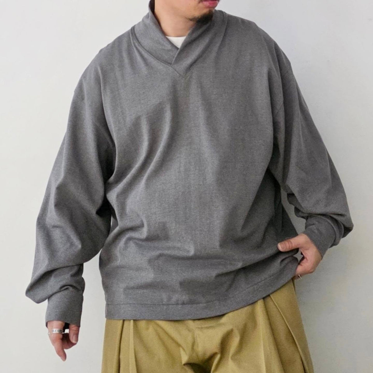NONNOTTE / Shawl Collar V/N Tapered Oversized Long Sleeve (Smoky Charcoal)