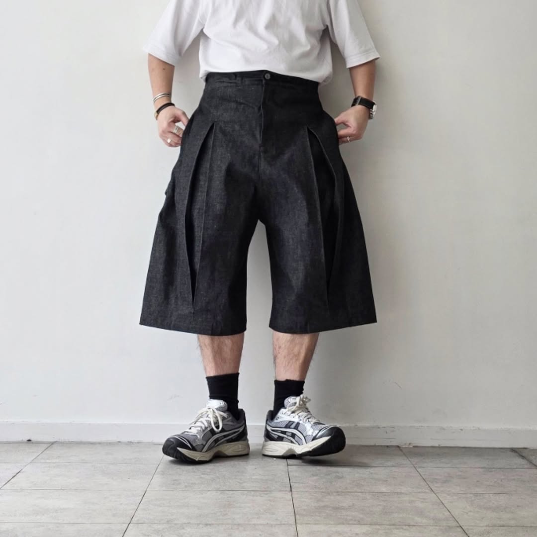 SAGE NATION / Box Pleat Short Denim - Raw Black