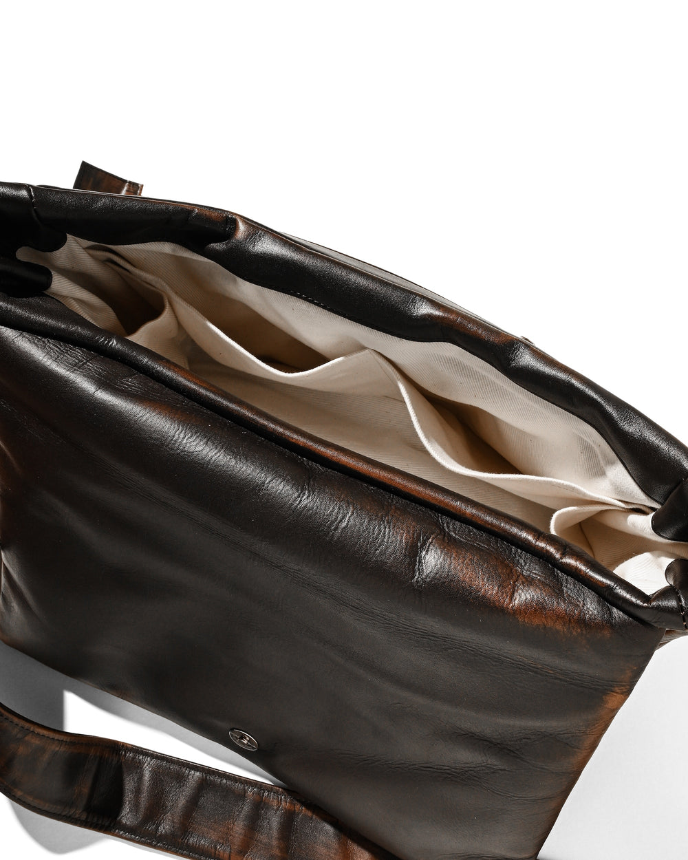 CLESSTE / Vintage Leather Padded Flap Holiday Bag (Brown)