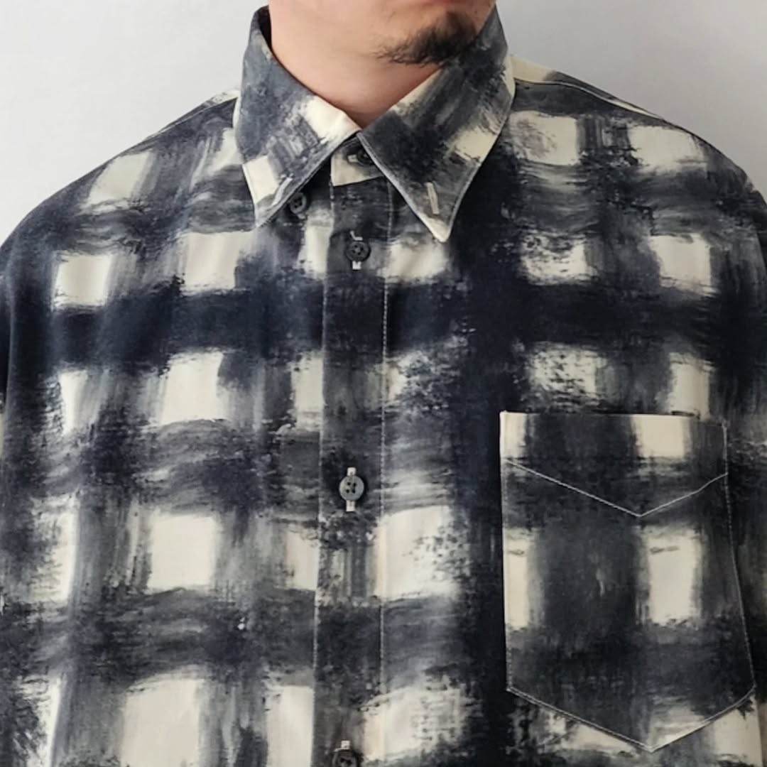 SHINYAKOZUKA / Giant Shirt