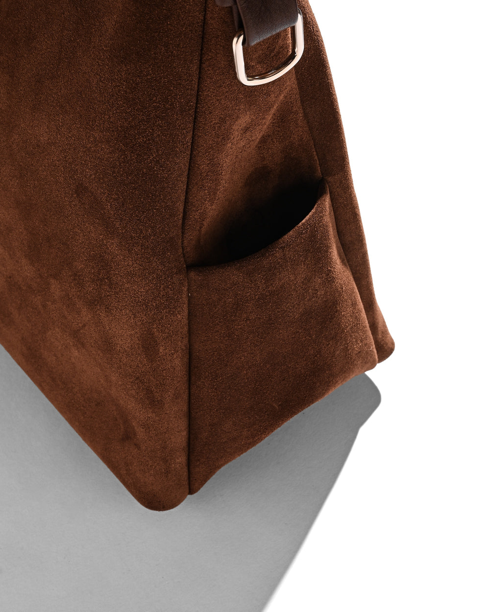 CLESSTE / Suede Nomad Bag (Brown)