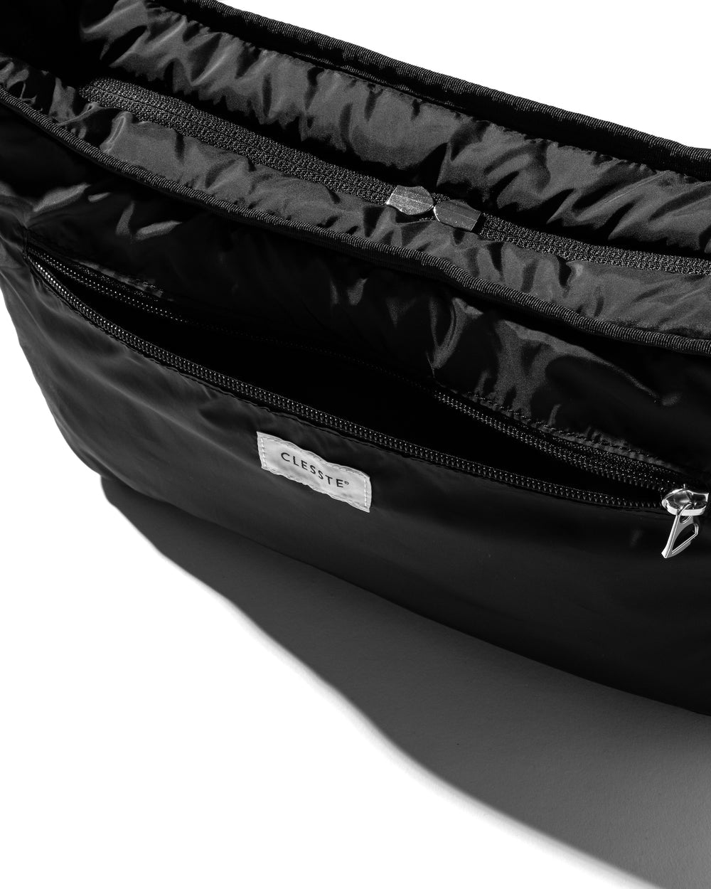 CLESSTE / Multi Pocket Holiday Bag