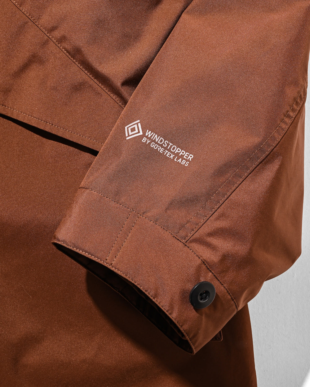 CLESSTE / +Phenix Windstopper ® By Gore-tex Labs City Fishtail Parka With Liner Jacket (Chocolate Brown)