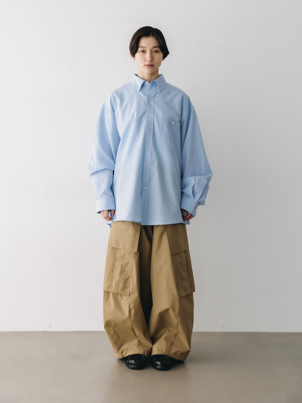 CLESSTE / +Phenix Windstopper ® By Gore-tex Labs City Mega Pocket Balloon Cargo Pants (Camel Beige)