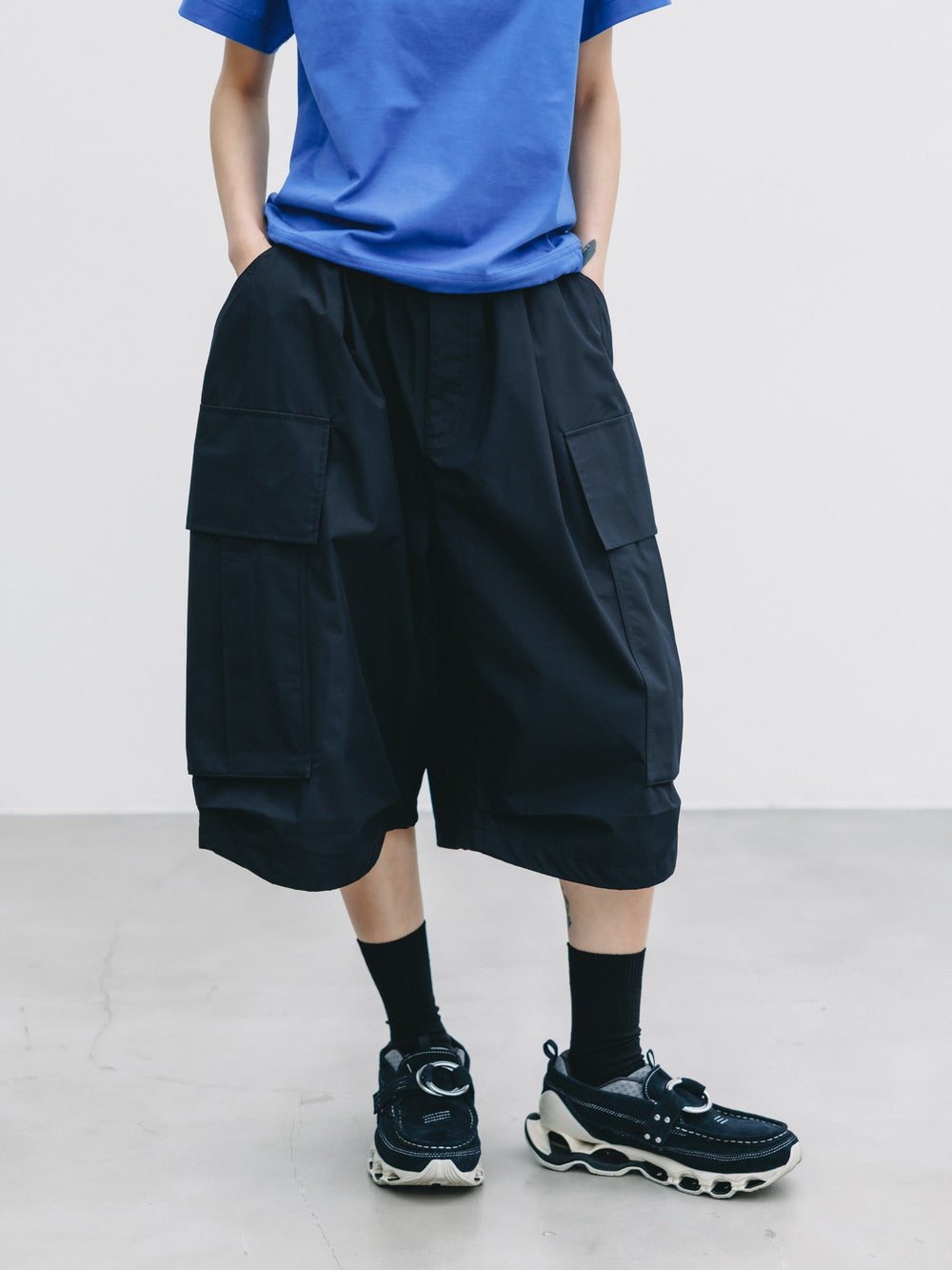 CLESSTE / +Phenix Windstopper ® By Gore-tex Labs City Mega Pocket Balloon Cargo Half Pants (Black)