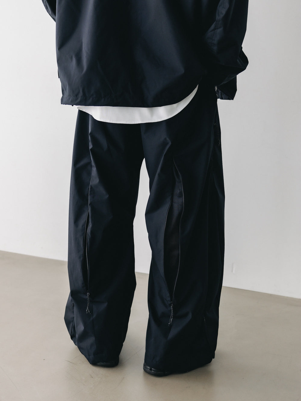 CLESSTE / +Phenix Windstopper ® By Gore-tex Labs City Barrel Leg Pants (Black)