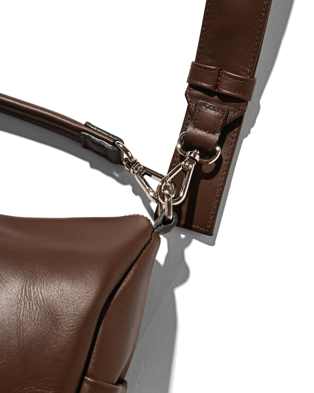 CLESSTE / Leather Day Off Bag Mini (Brown)