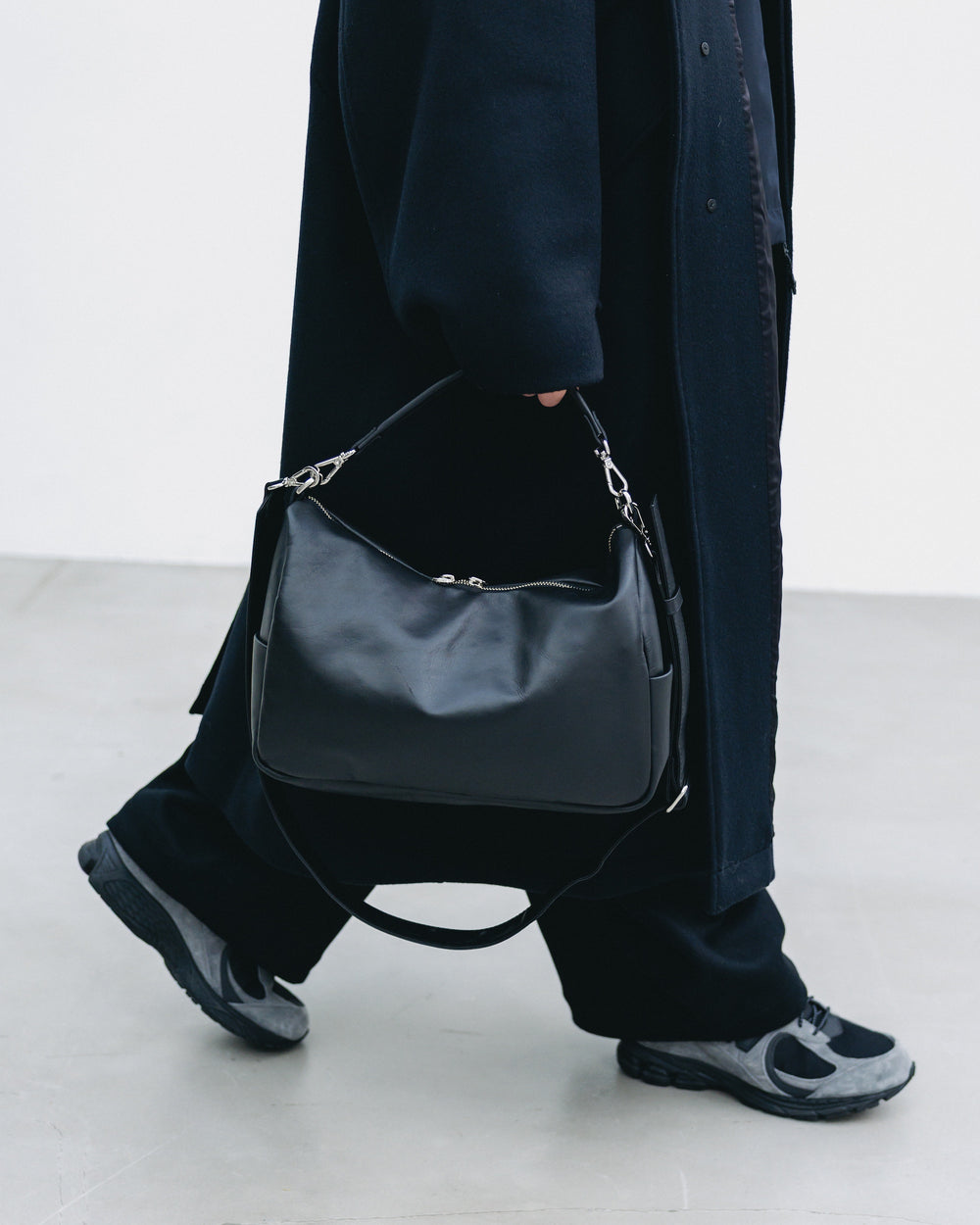 CLESSTE / Leather Day Off Bag (Black)