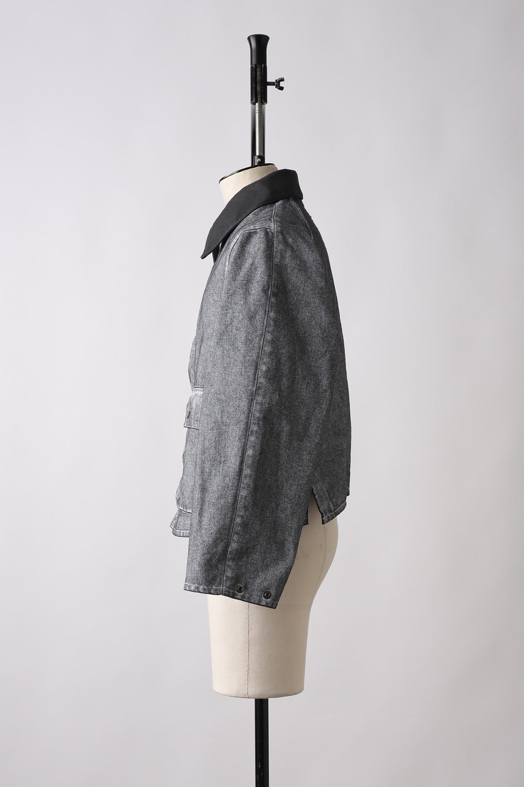 SHINYAKOZUKA / Farmhand (Snowveil Black)