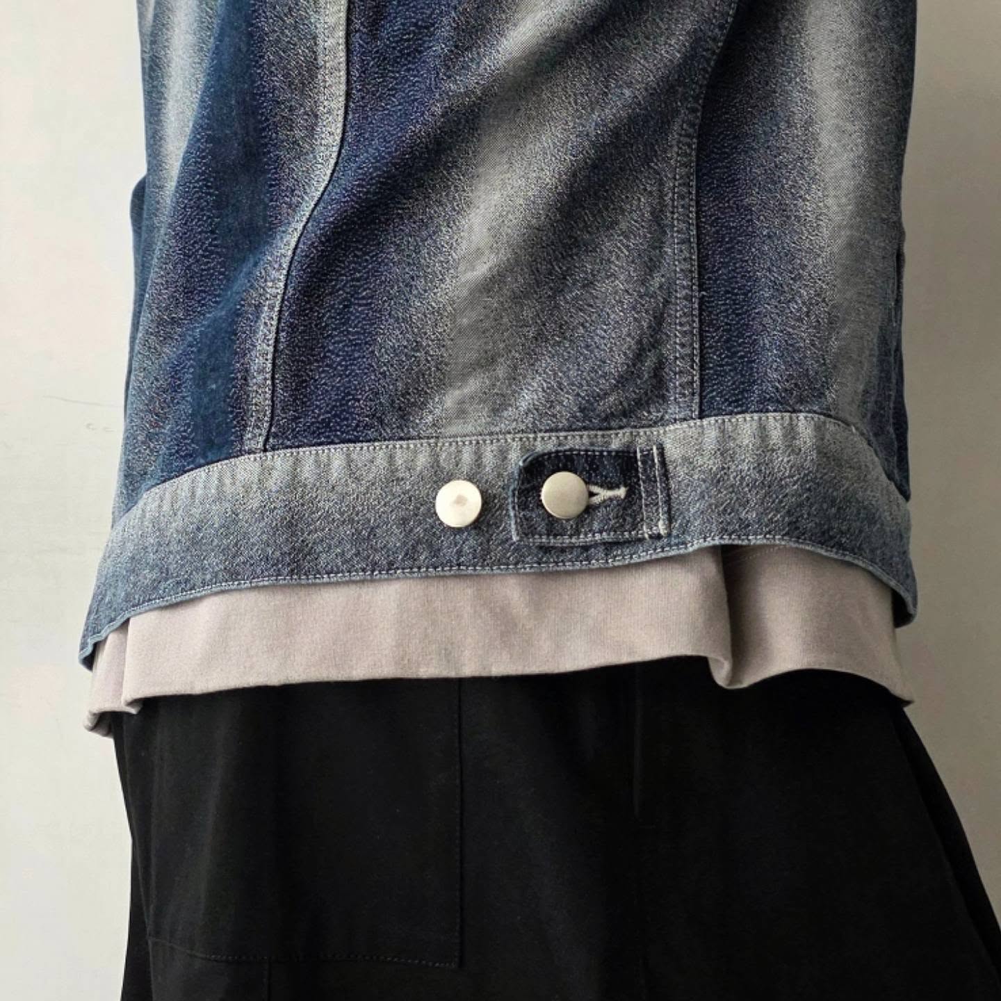 REVERBERATE / Gradation Denim Jacket (Sax Blue)