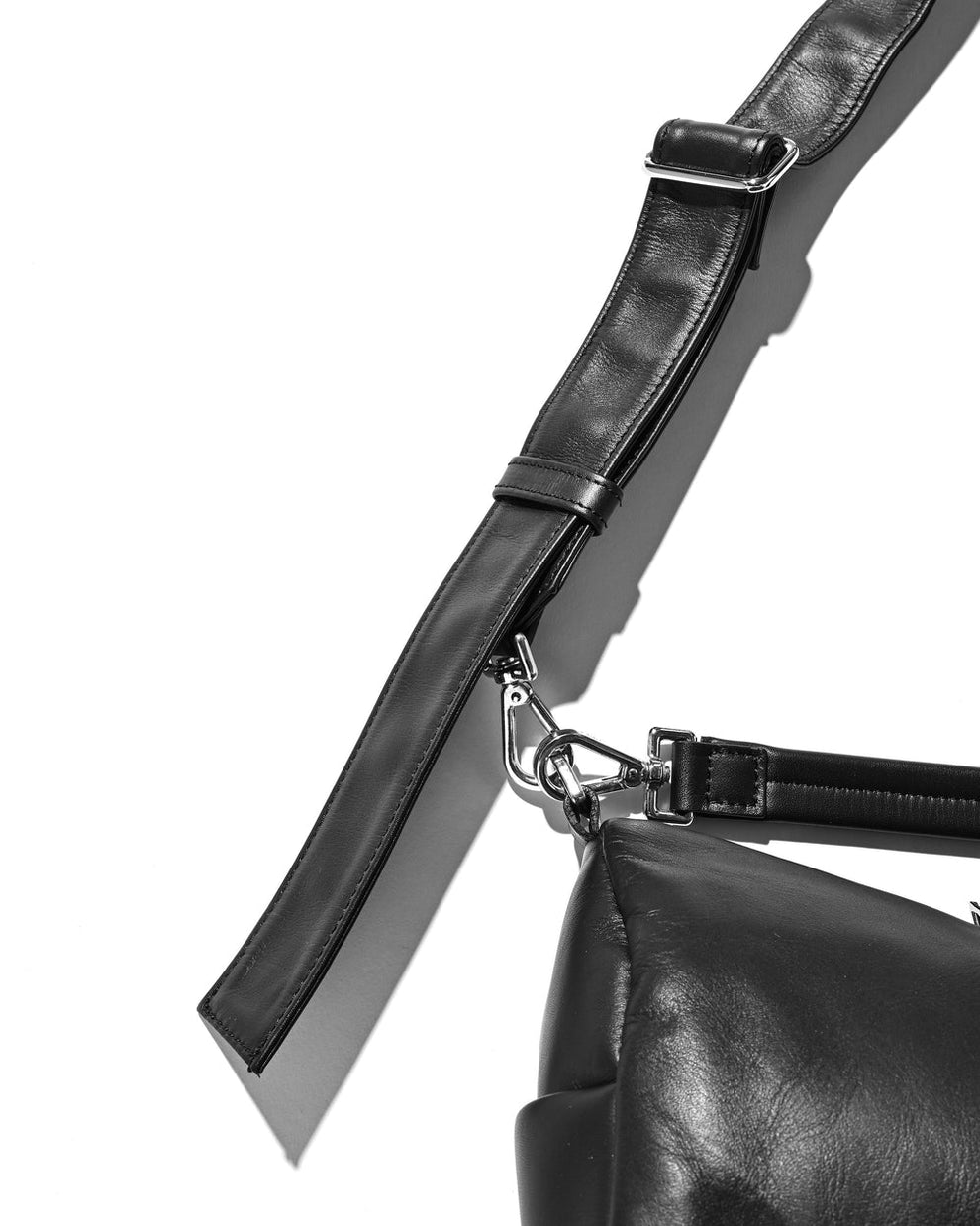 CLESSTE / Leather Day Off Bag Mini (Black)