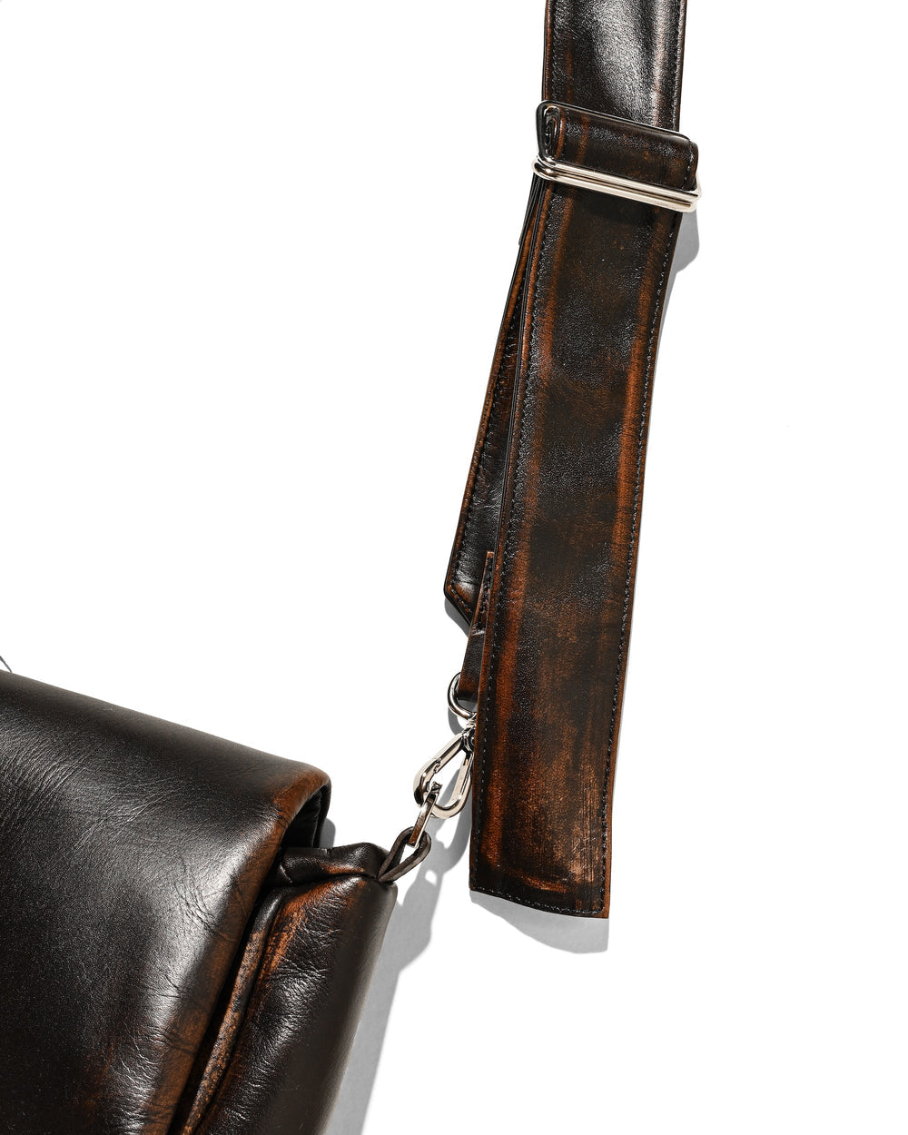 CLESSTE / Vintage Leather Padded Flap Holiday Bag (Brown)