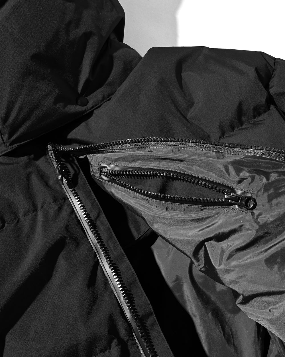 CLESSTE / +Phenix Windstopper ® By Gore-tex Labs City Down Jacket (Black)