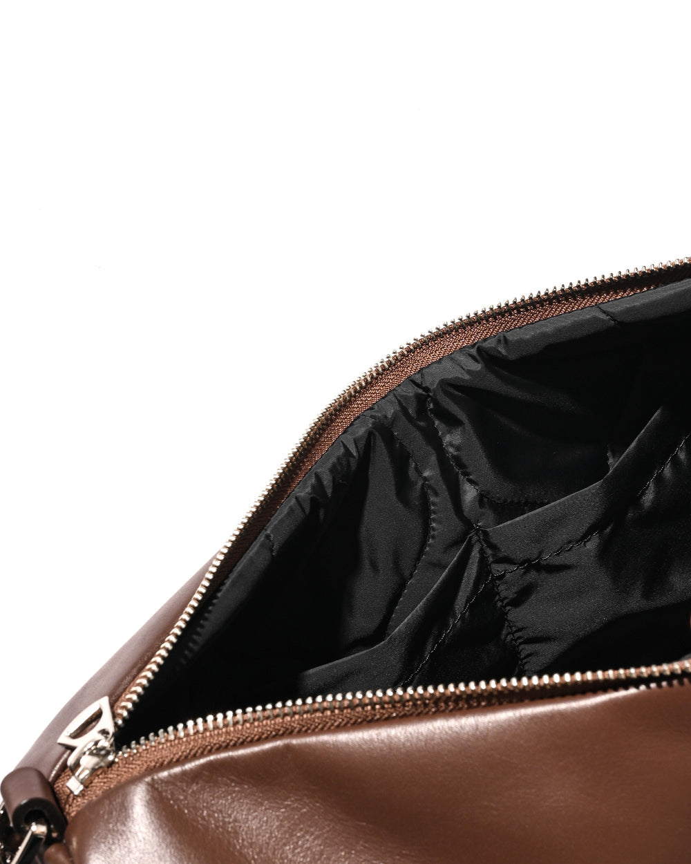CLESSTE / Leather Day Off Bag (Brown)