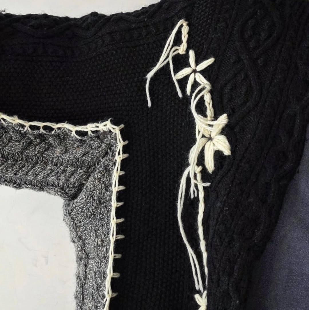 DISCOVERED / Hand Embroidery Fisherman Knit (B)