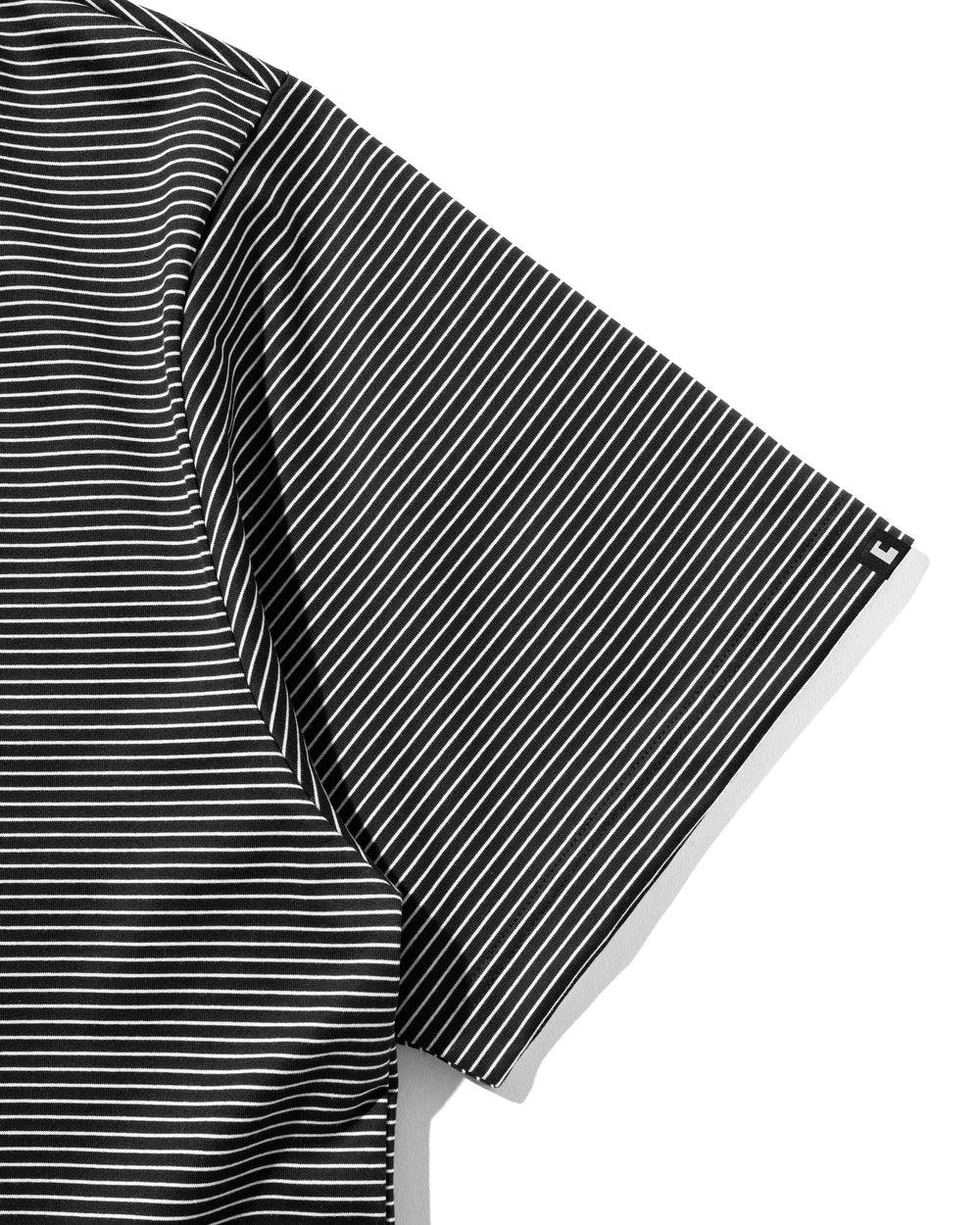CLESSTE / 'C' Striped Massive T-Shirt With Drawstrings (Black x White)