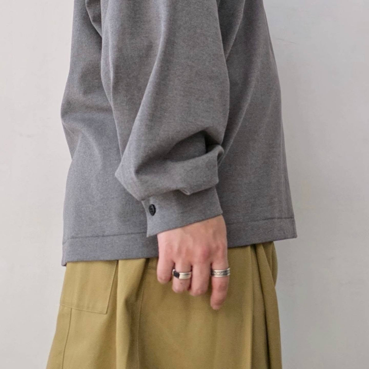 NONNOTTE / Shawl Collar V/N Tapered Oversized Long Sleeve (Smoky Charcoal)